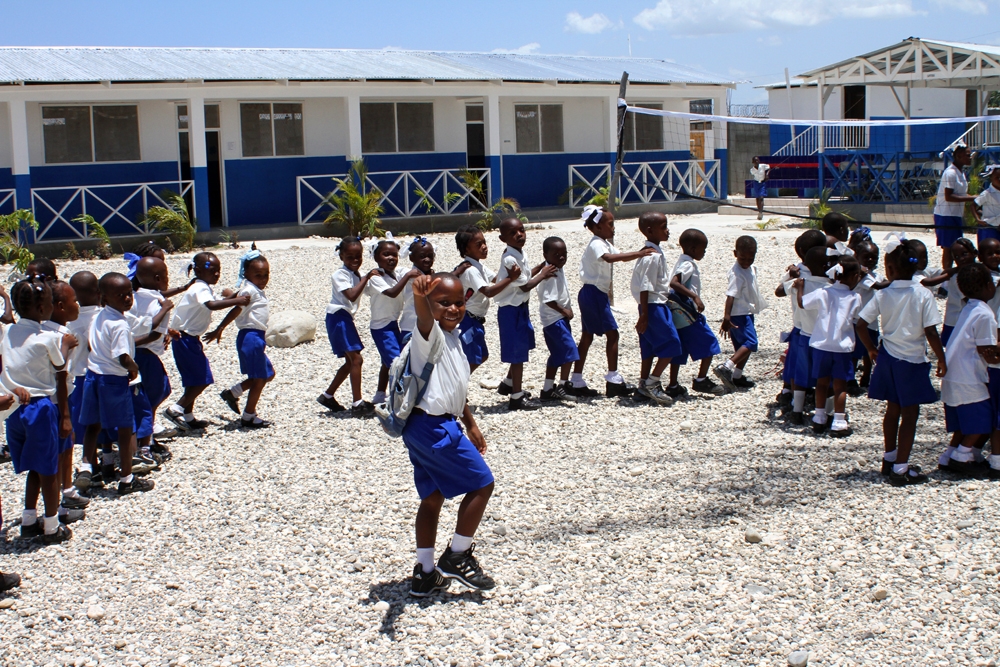 ti-aiyti-school-lining-up.jpg